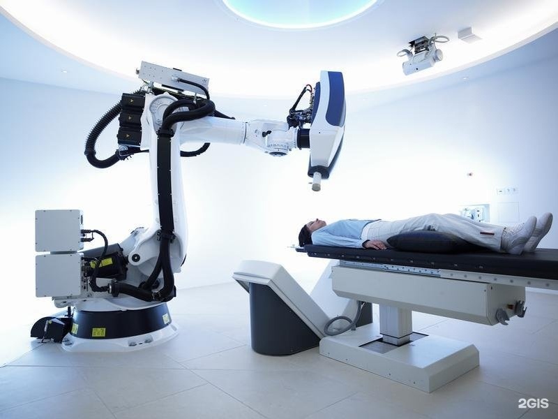 Медицинский аппарат Кибер-нож. Фото из Интернета