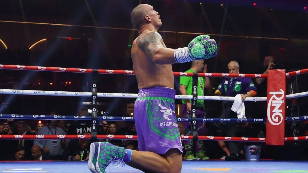 Александр Усик