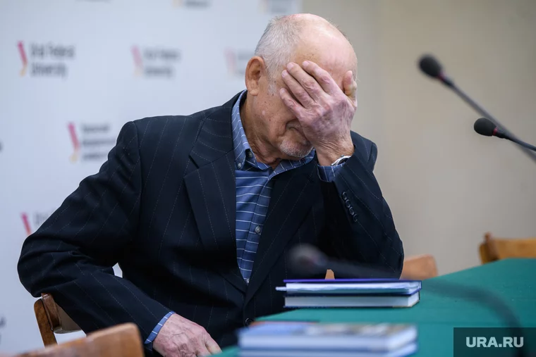 Поведение некоторых политиков вызывает оторопь
Фото: Илья Московец © URA.RU