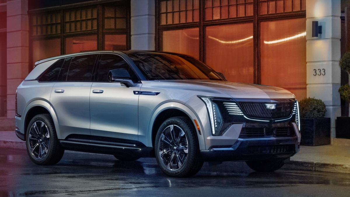 Электрический Cadillac Escalade IQ