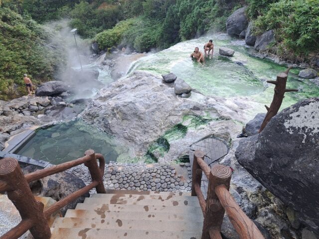 Термальный источник вулкана Баранского