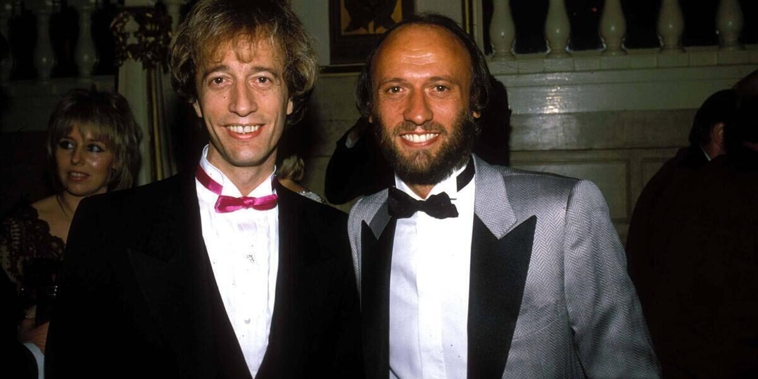 Две трети состава группы BEE GEES – братья-близнецы Робин и Морис Гибб родились 75 лет назад