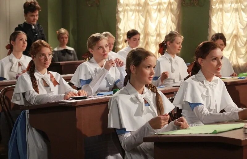 Институт благородных девиц 