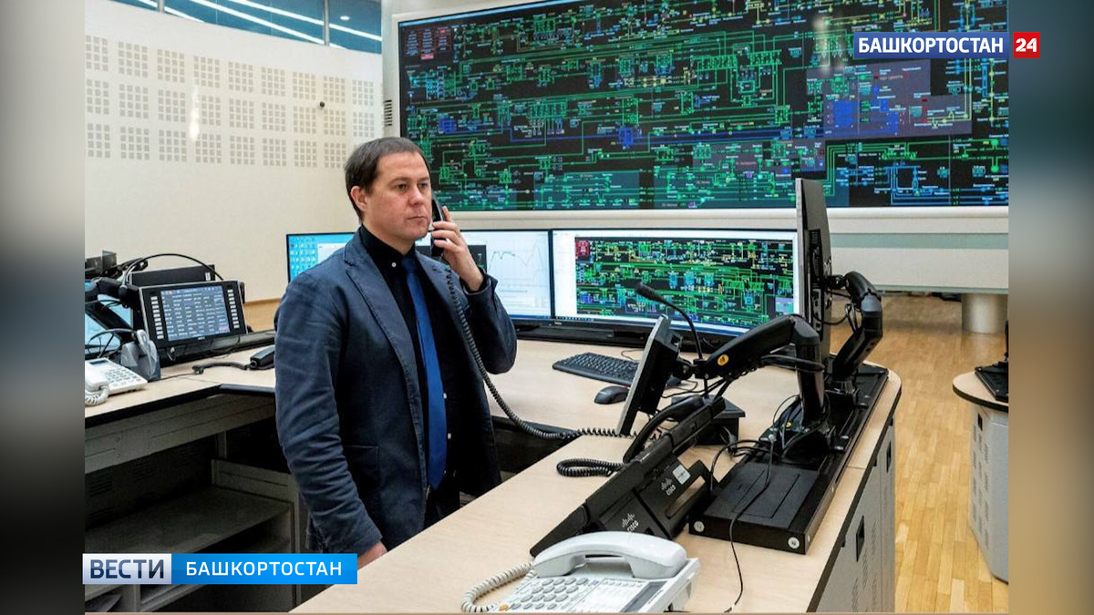    В День энергетика Радий Хабиров рассказал о династии Мамалимовых из Башкирии