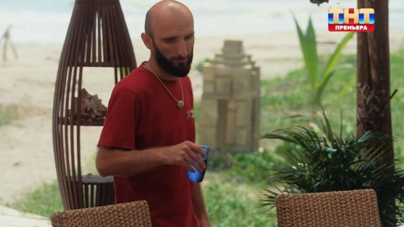    Омар ругается с Лерчек. Фото: ТНТ