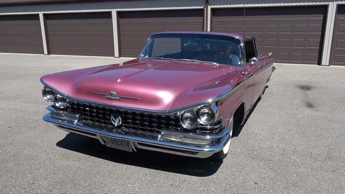 Buick Electra 225