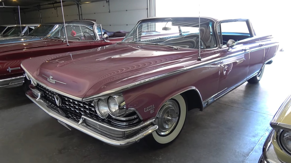 Buick Electra 225