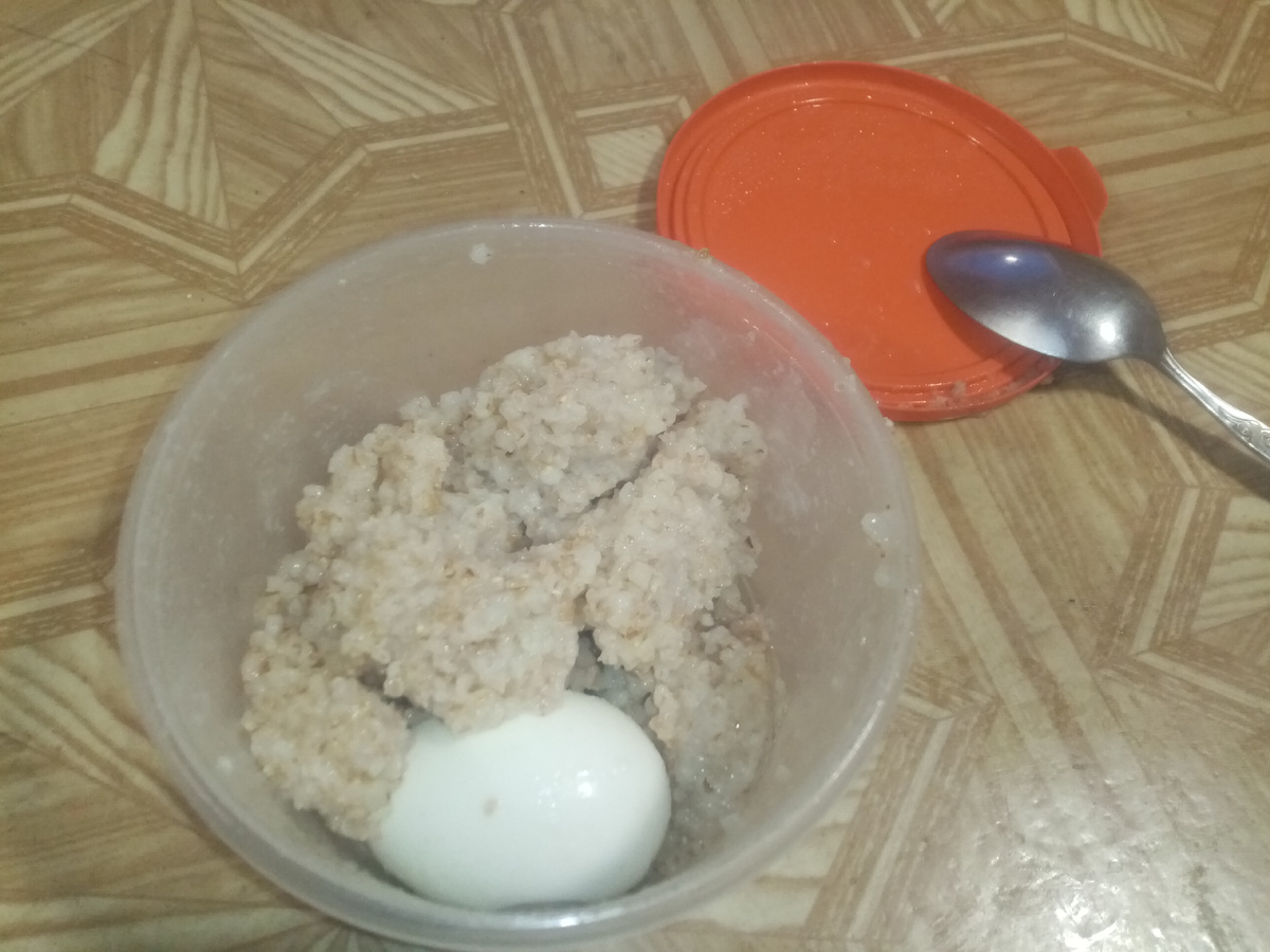 Каша и яйцо