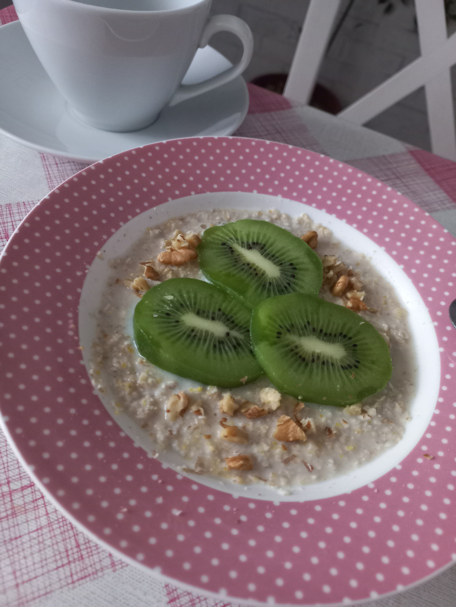 Овсяная каша пожалуй самая любимая