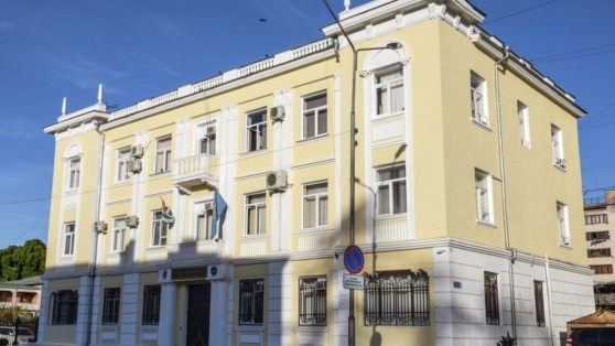    Генпрокуратура Абхазии возбудила уголовное дело в отношении депутата, устроившего стрельбу в парламенте Андрей Бурков