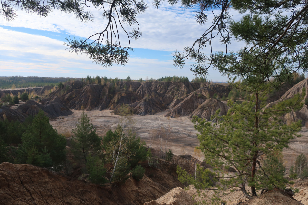 С той же точки, но левее (фото И.Лебединского)