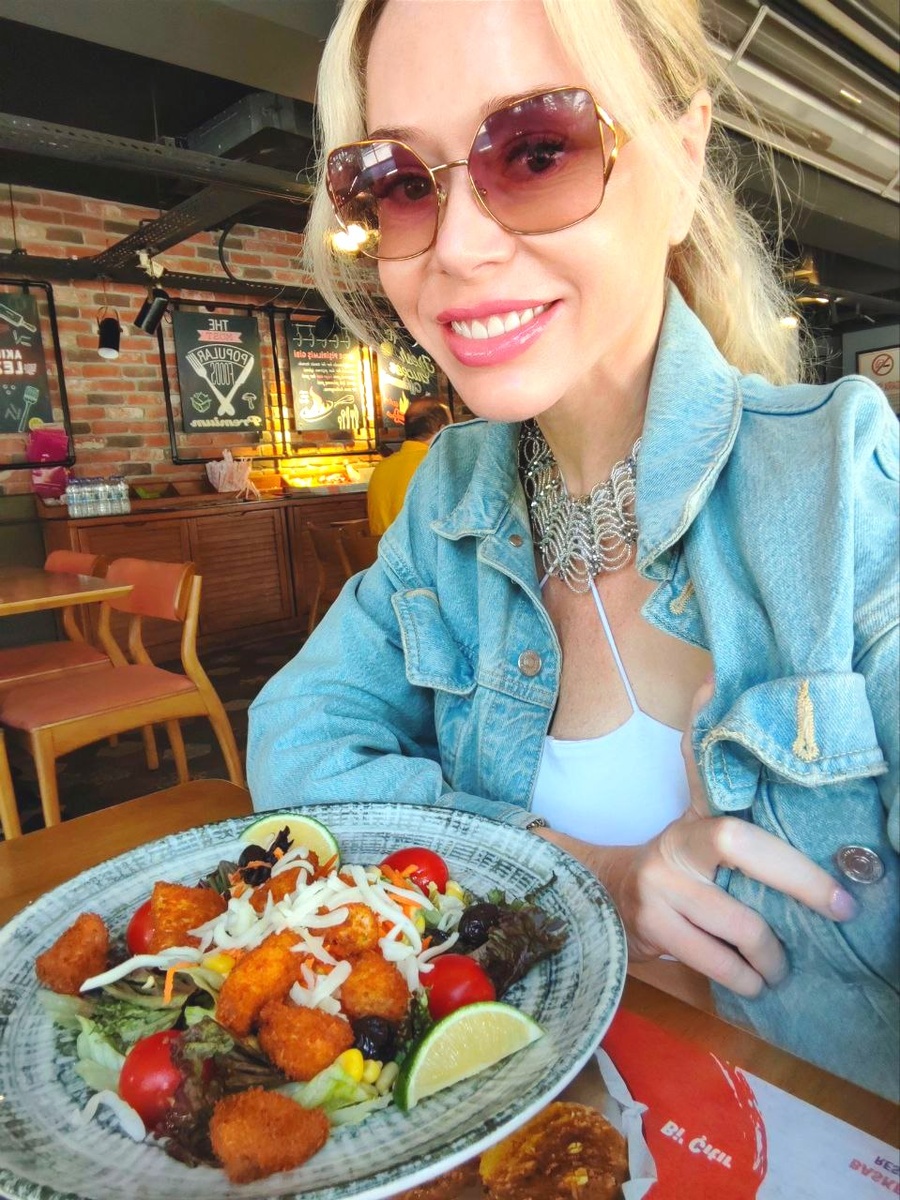 Маша Тафье, нутрициолог, автор методики Кето-лайт. Похудела на 58 кг, 46 лет.