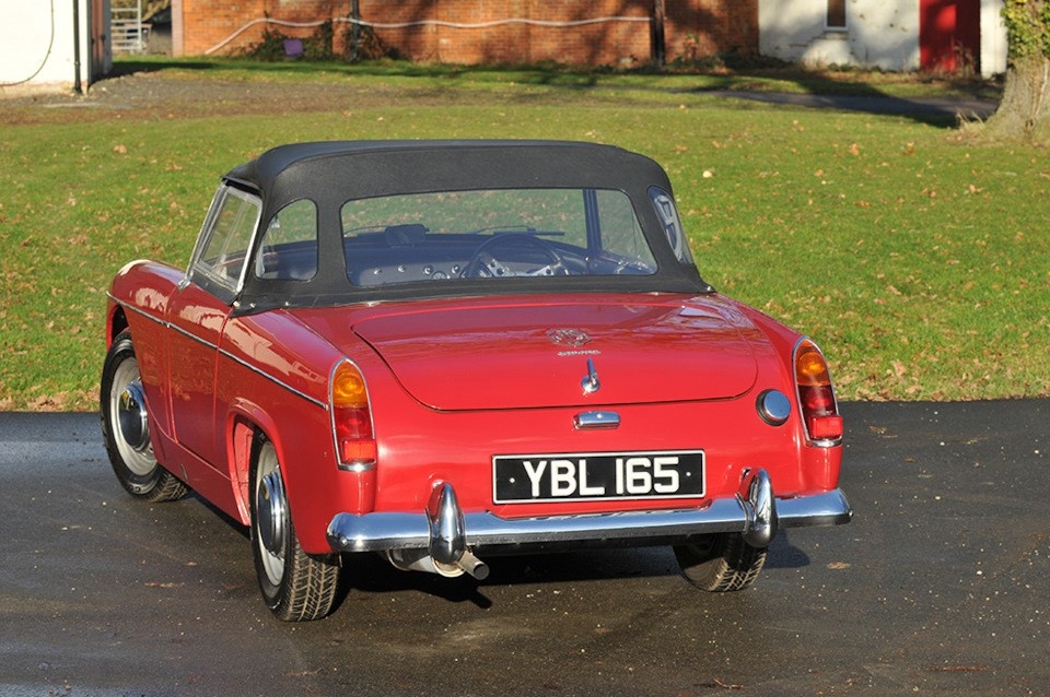 MG Midget Mk-1 сзади. Источник фото: drive2.ru