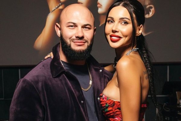    Джиган и Оксана Самойлова, фото: дзен.ру