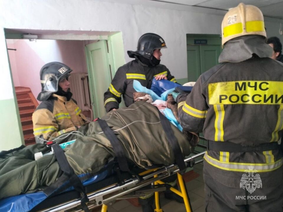    Помощь МЧС в Первомайской ЦРБ. Источник: t.me/mchs_altkray