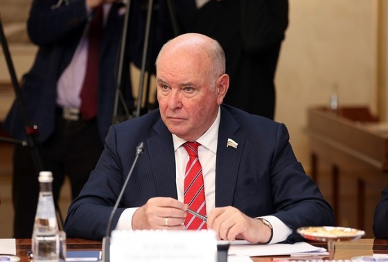    Григорий Карасин