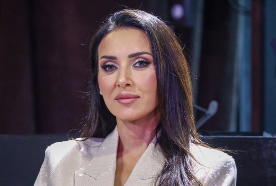    Певица Алсу