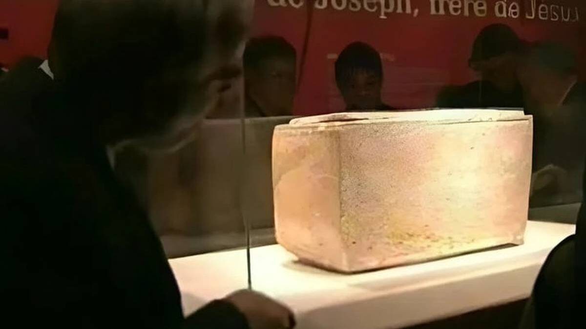    Фото: Скриншот фильма Потерянная могила Иисуса, 2007 год