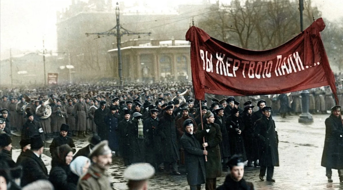 Кадры октября 1917 года. Архивное фото
