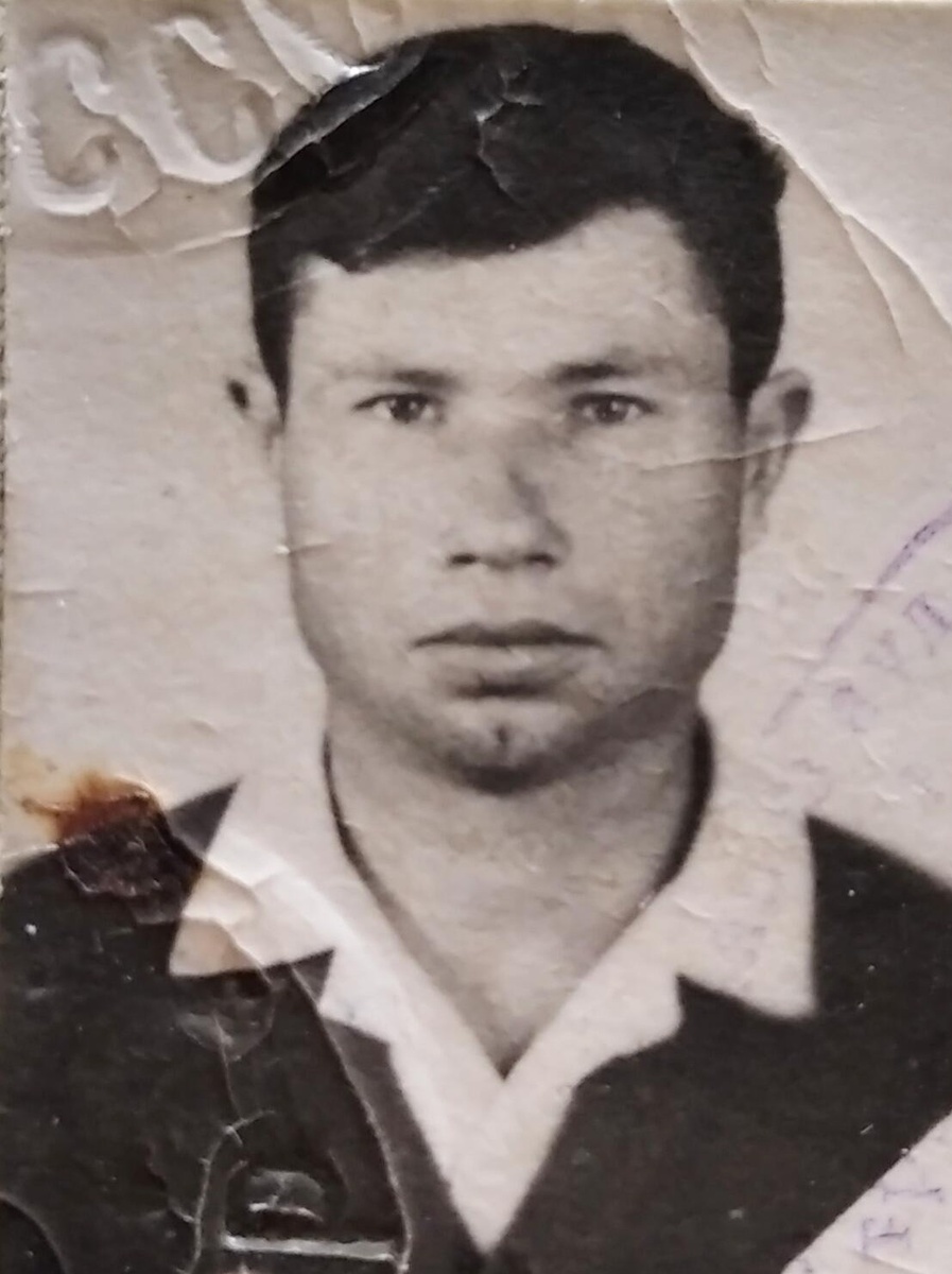 Отец- Устинов Александр Владимирович, фото от 1968 года