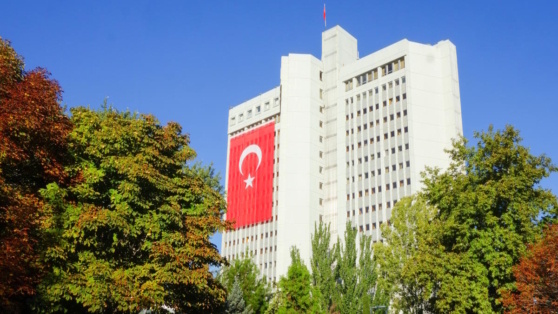    Турция потребовала самороспуска курдских формирований в Сирии Андрей Галкин