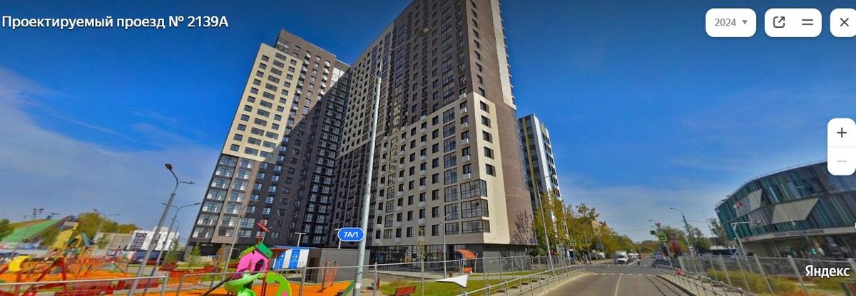 Вид на мой новый дом, сервис Яндекс-Панорама (мой 3-й подъезд находится в правой от зрителя части дома).