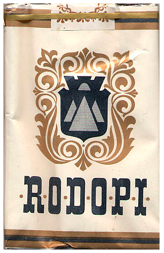 Германская Демократическая Республика, 1970-е годы 20 штук с фильтром в мягкой упаковке. Цена (была) 3,20 марки. Производитель: Bulgartabac, Болгария. Владелец торговой марки: Bulgartabac.