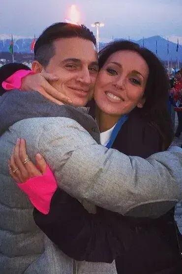 По слухам, брак длиною в 18 лет разрушили измены Абрамова