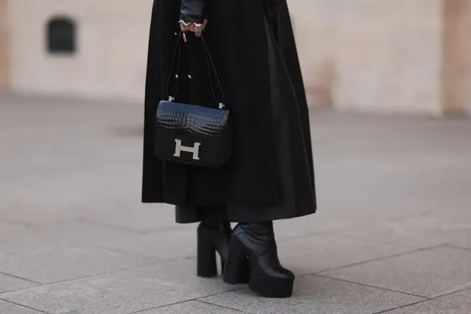     Что нужно учитывать при покупке новых ботинок: 5 проверенных способов