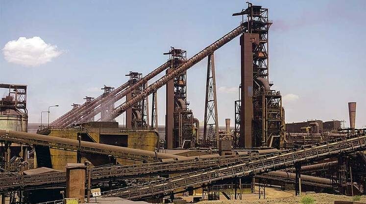    CANDY WELZ/DPA Исфаханский металлургический завод