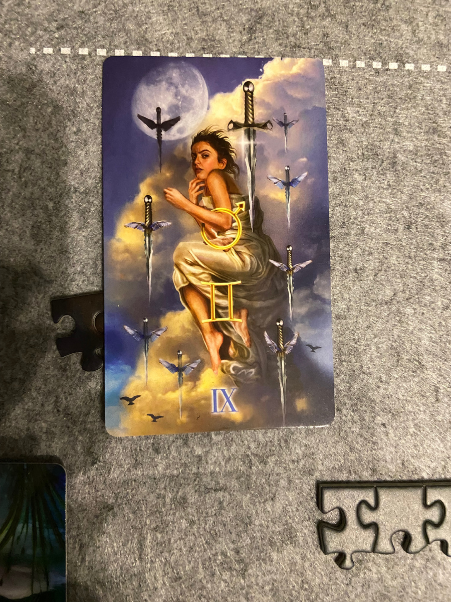 Девятка мечей. 