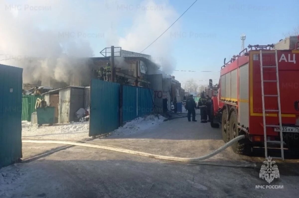    Гаражи, авто и дома горели за выходные в Забайкалье – есть погибший