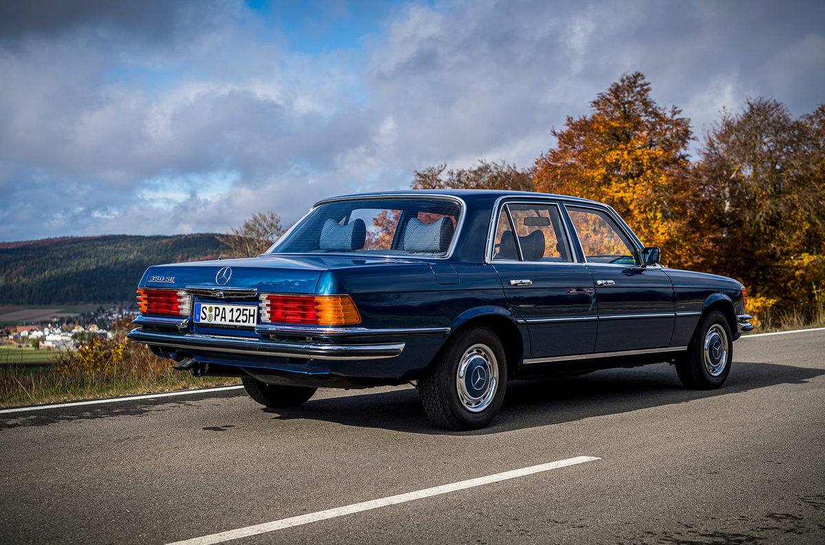    Mercedes-Benz S-Сlass W116   
Mercedes-Benz