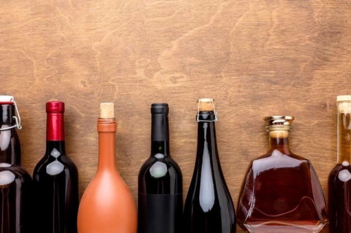    Более 300 литров алкоголя привез сахалинец в Россию из Японии