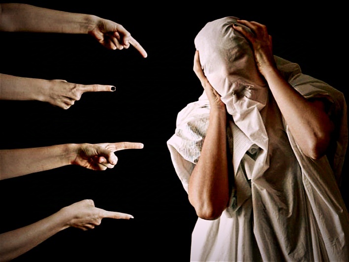 Страх осуждения один из отличительных страхов, не встречающийся у животных