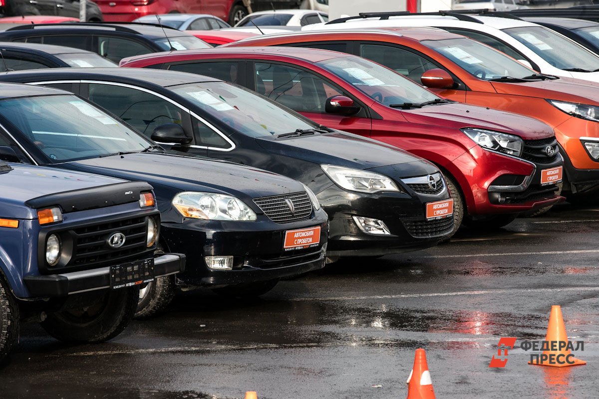 Спад на вторичном авторынке оказался рекордным.  Фото: Евгений Поторочин