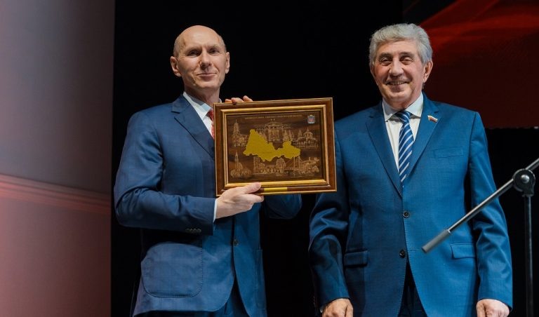    Оренбургский областной суд отметил 90-летний юбилей Антон Пичурин