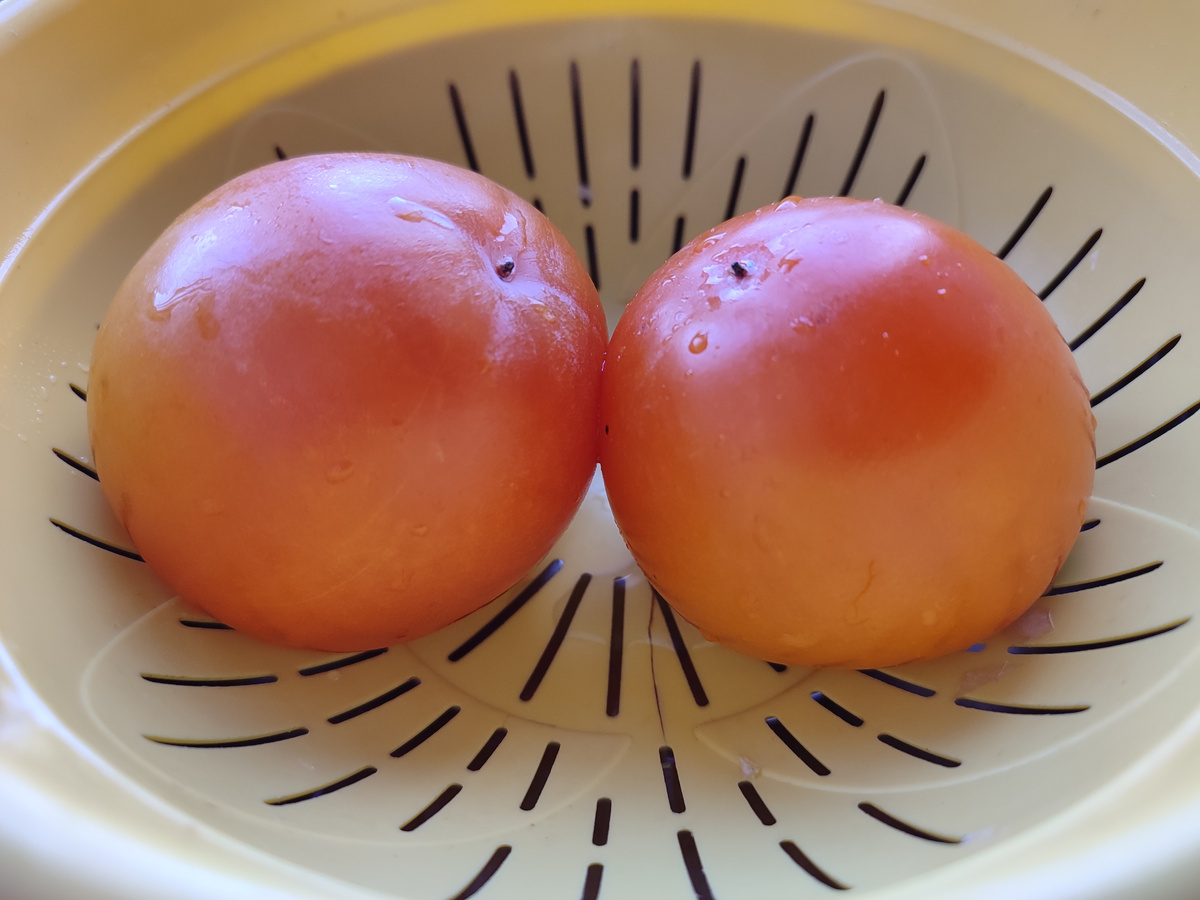 Моем руками, а воде даем стечь.