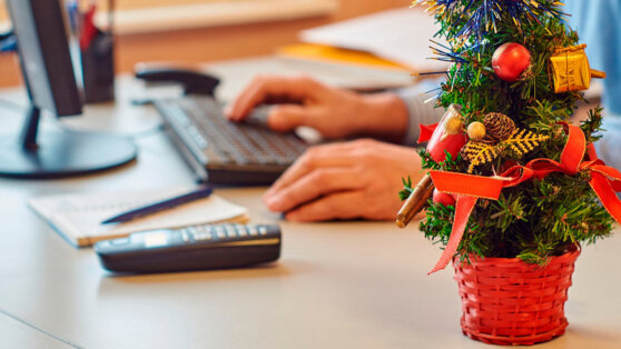    В Минтруде напомнили, что первая рабочая неделя 2025 года продлится всего 2 дня Ирина Петрова