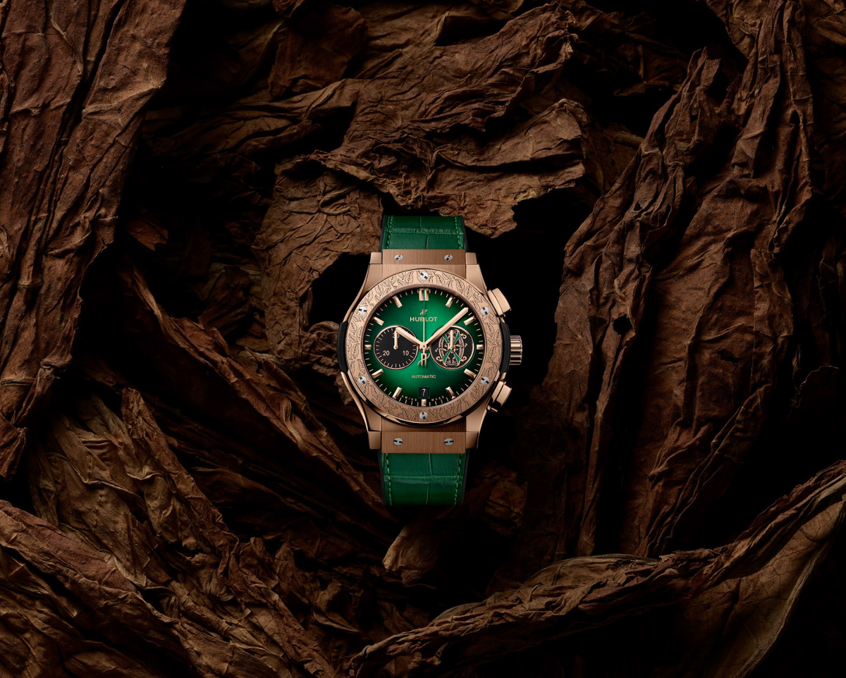     Classic Fusion Chronograph Arturo Fuente King Gold