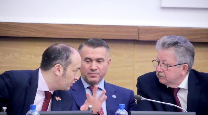    Фото Михаила Перикова