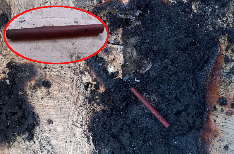    Возгорание на балконе из-за пиротехники (фото: из архива Отдела надзорной деятельности по г. Камышину, Камышинскому, Котовскому и Ольховскому районам)