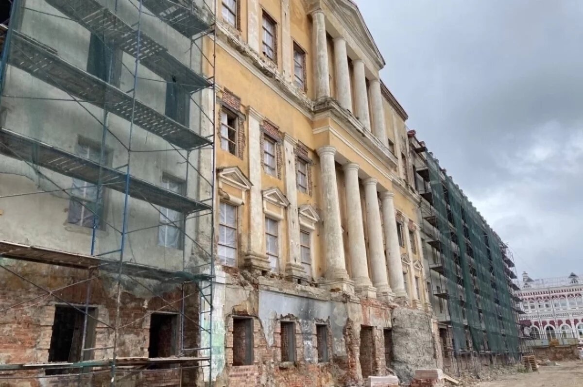    Хинштейн заявил, что в мужской гимназии не поместится фонд курского музея