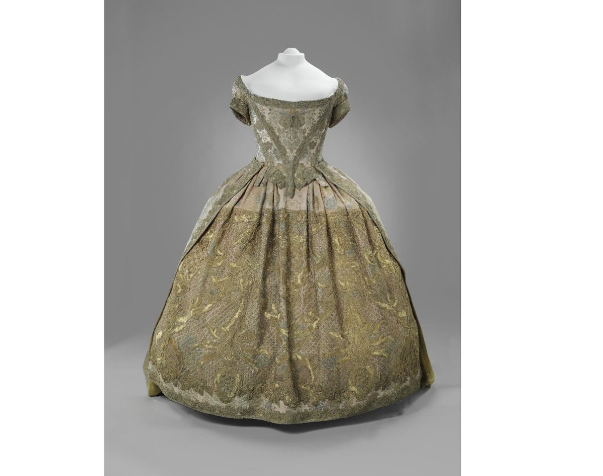 Коронационное платье Анны Иоанновны, 1730. (с) Из коллекции Музеев московского Кремля