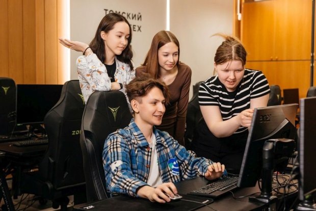 В передовых инженерных школах учат работать в команде - так задачи решаются быстрее и эффективнее / ТПУ