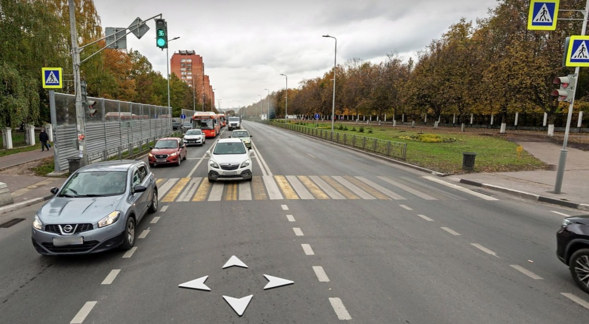 ДО переразметки (перекресток пр. Молодёжный и ул. Краснодонцев) Фото: Яндекс Панорамы