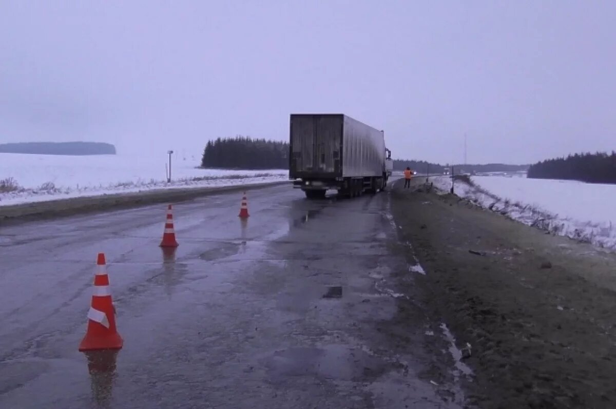    Пенсионерка погибла в ДТП с грузовиком на трассе Р-243 в Удмуртии