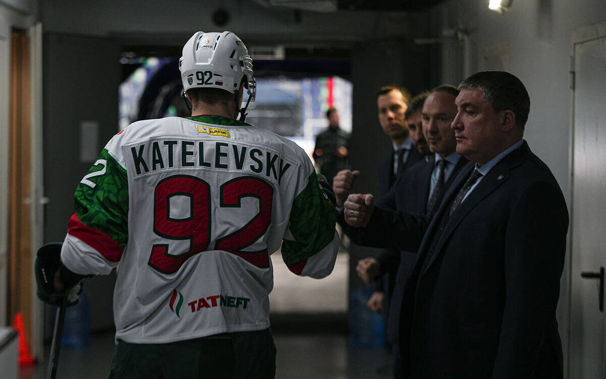 ​«Анвар Рафаилович доносил нам, какой хоккей, рисунок игры он хочет видеть в «Ак Барсе». Фото: ak-bars.ru