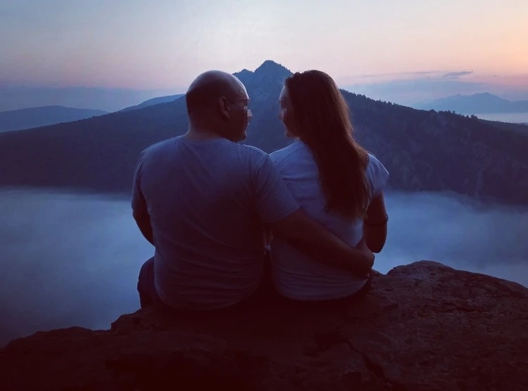 Айнур и Снежана прожили вместе почти 15 лет. Фото героя публикации в соцсетях