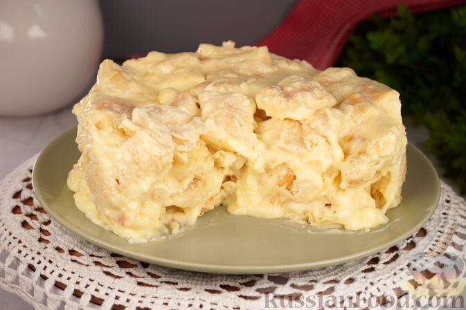 тесто слоёное замороженное, сыр маскарпоне, масло сливочное, молоко, яйца, сахар, соль, крахмал кукурузный, сахар ванильный, мука, сахарная пудра